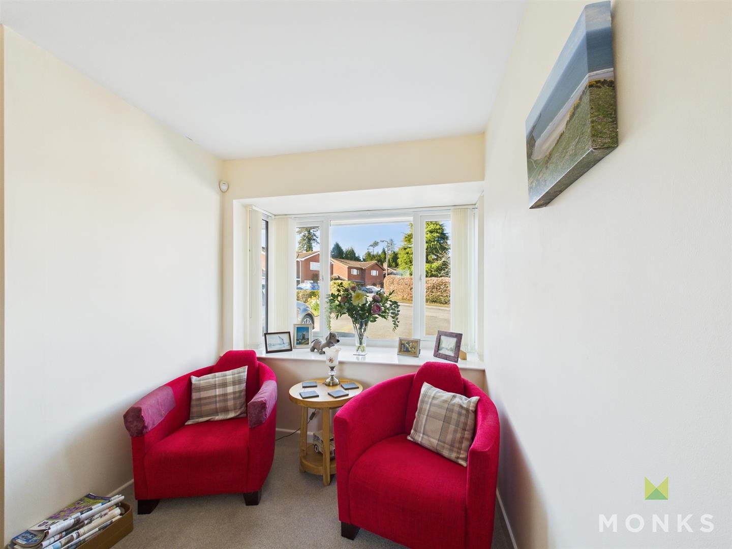 2 Breidden Close, Oswestry, SY11 1TT For Sale